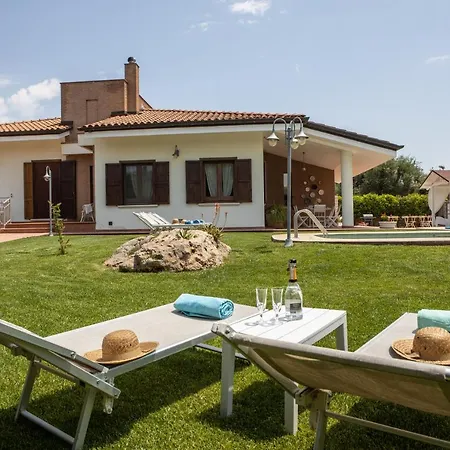 Ellea Villa